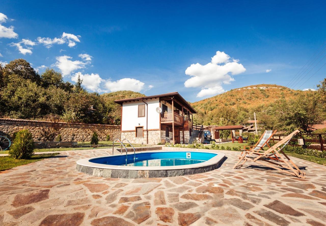 Guest House Hristova Kashta - Христова Къща Cherni Vrŭkh 외부 사진