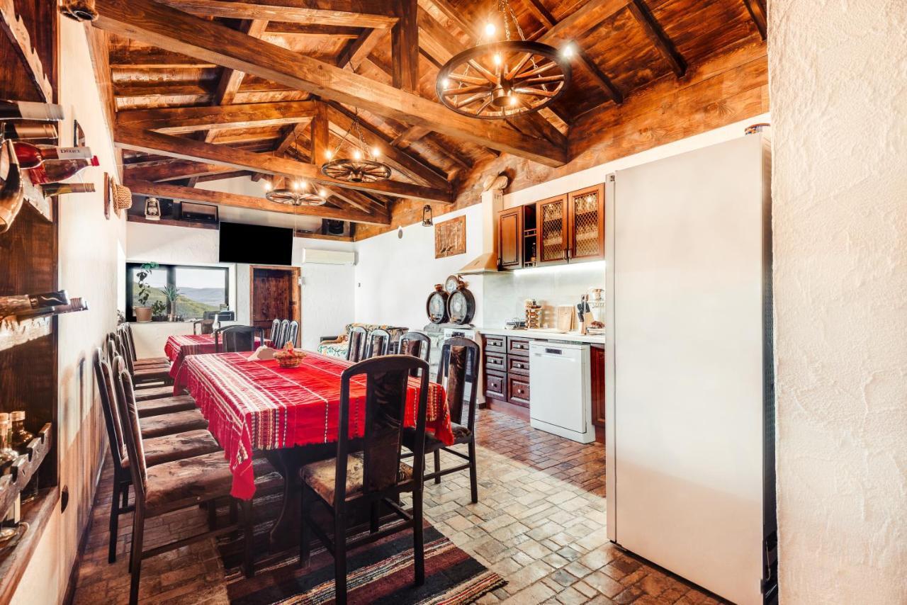 Guest House Hristova Kashta - Христова Къща Cherni Vrŭkh 외부 사진