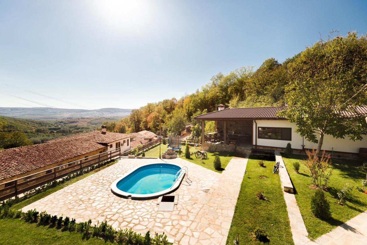 Guest House Hristova Kashta - Христова Къща Cherni Vrŭkh 외부 사진