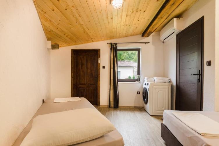 Guest House Hristova Kashta - Христова Къща Cherni Vrŭkh 외부 사진
