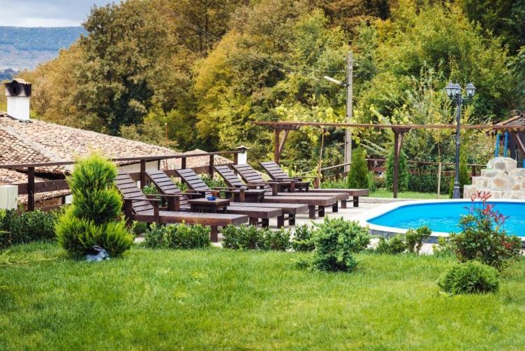 Guest House Hristova Kashta - Христова Къща Cherni Vrŭkh 외부 사진