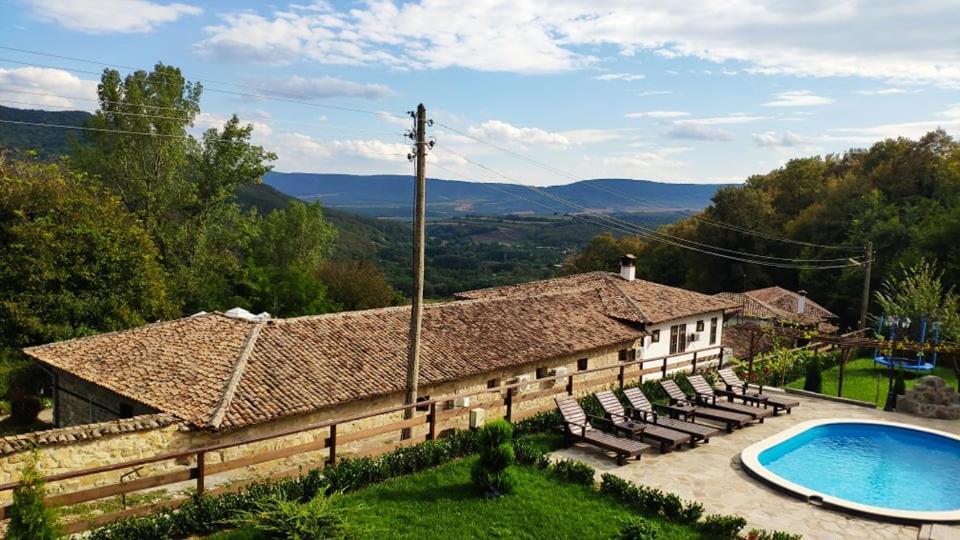 Guest House Hristova Kashta - Христова Къща Cherni Vrŭkh 외부 사진