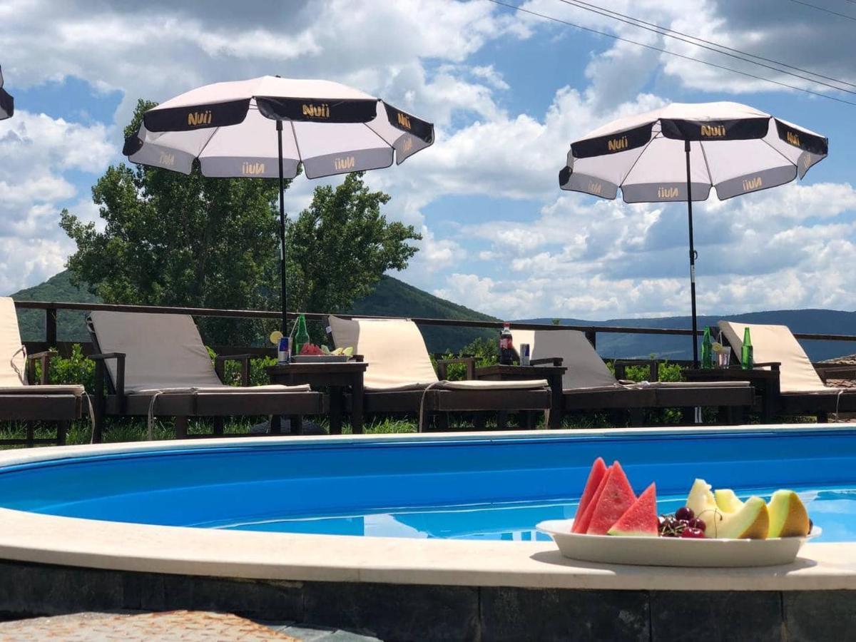 Guest House Hristova Kashta - Христова Къща Cherni Vrŭkh 외부 사진