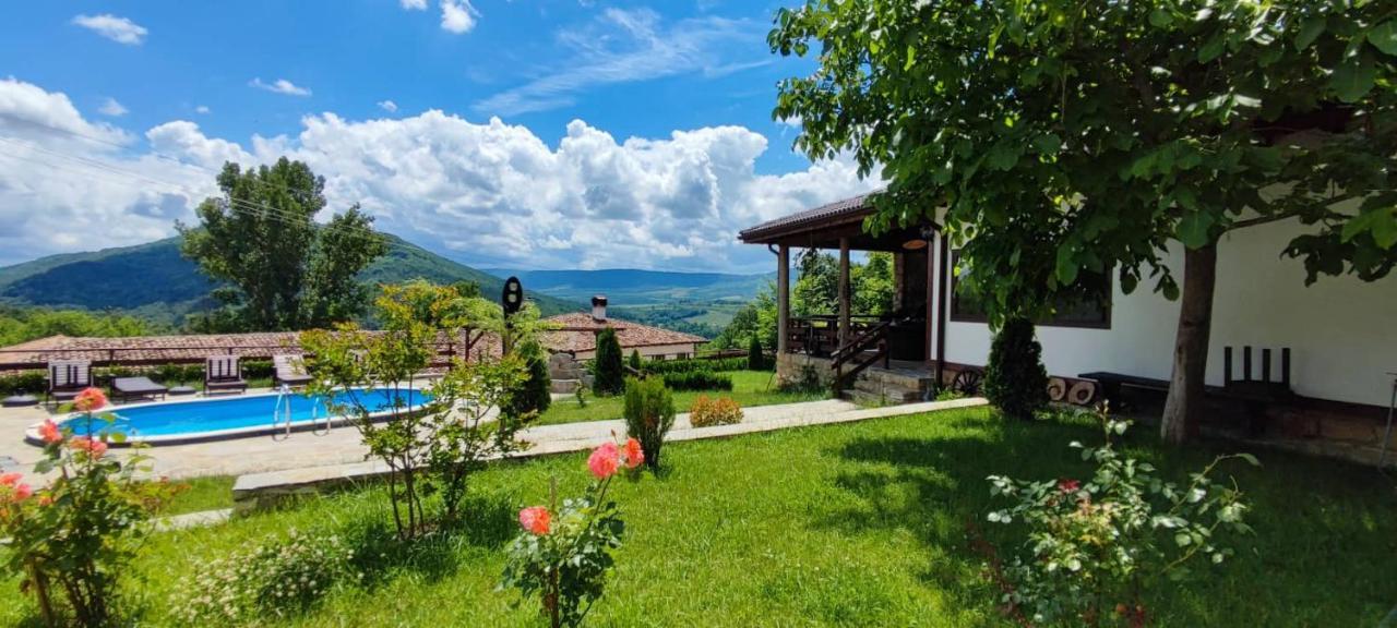 Guest House Hristova Kashta - Христова Къща Cherni Vrŭkh 외부 사진